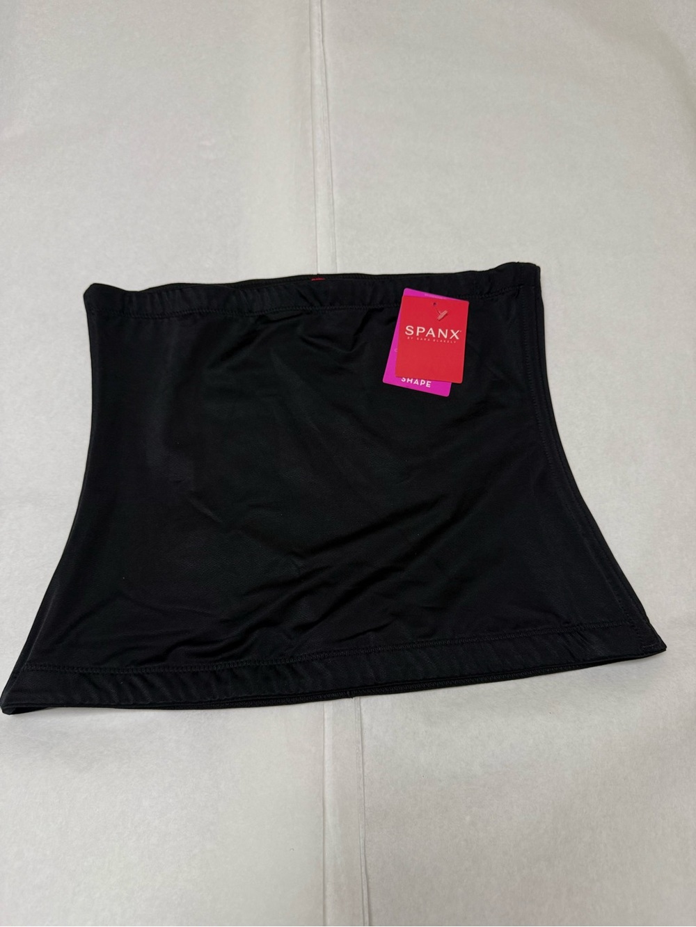 NwT⚫️SPANX Black waist cincher shapewear item🔴